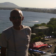 Vachagan Bdoyan on My World.